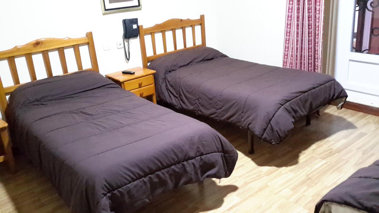 מדריד Hostal Rio Parana מראה חיצוני תמונה
