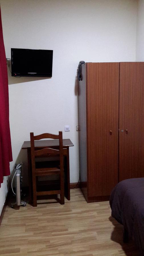 מדריד Hostal Rio Parana מראה חיצוני תמונה