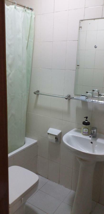 מדריד Hostal Rio Parana מראה חיצוני תמונה